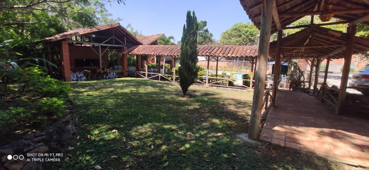 Hotel Campestre Umpala サン・ヒル エクステリア 写真